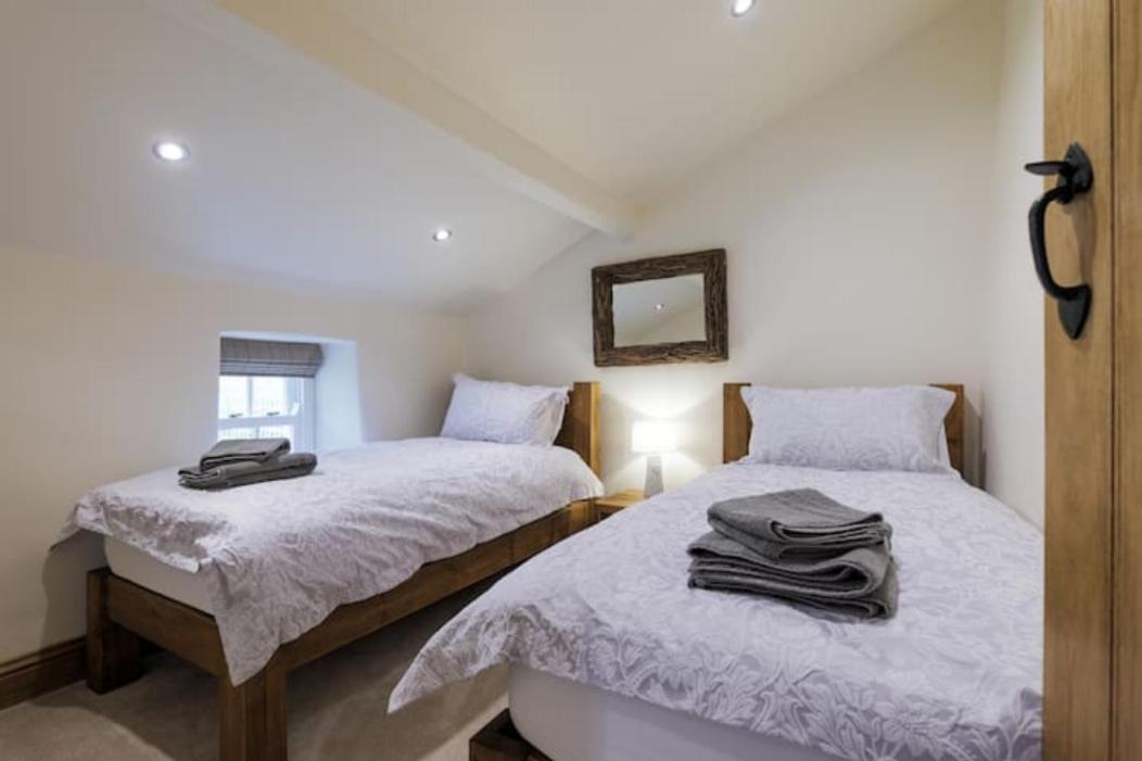 5 Star Cottage On The Green With Log Burner - Dog Friendly Austwick Luaran gambar