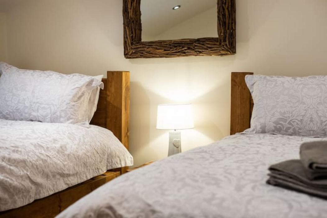 5 Star Cottage On The Green With Log Burner - Dog Friendly Austwick Luaran gambar